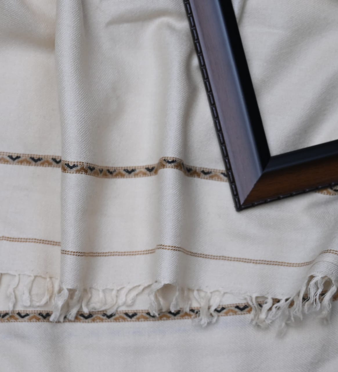 Swati 72 Wool Shawl ( Cream )